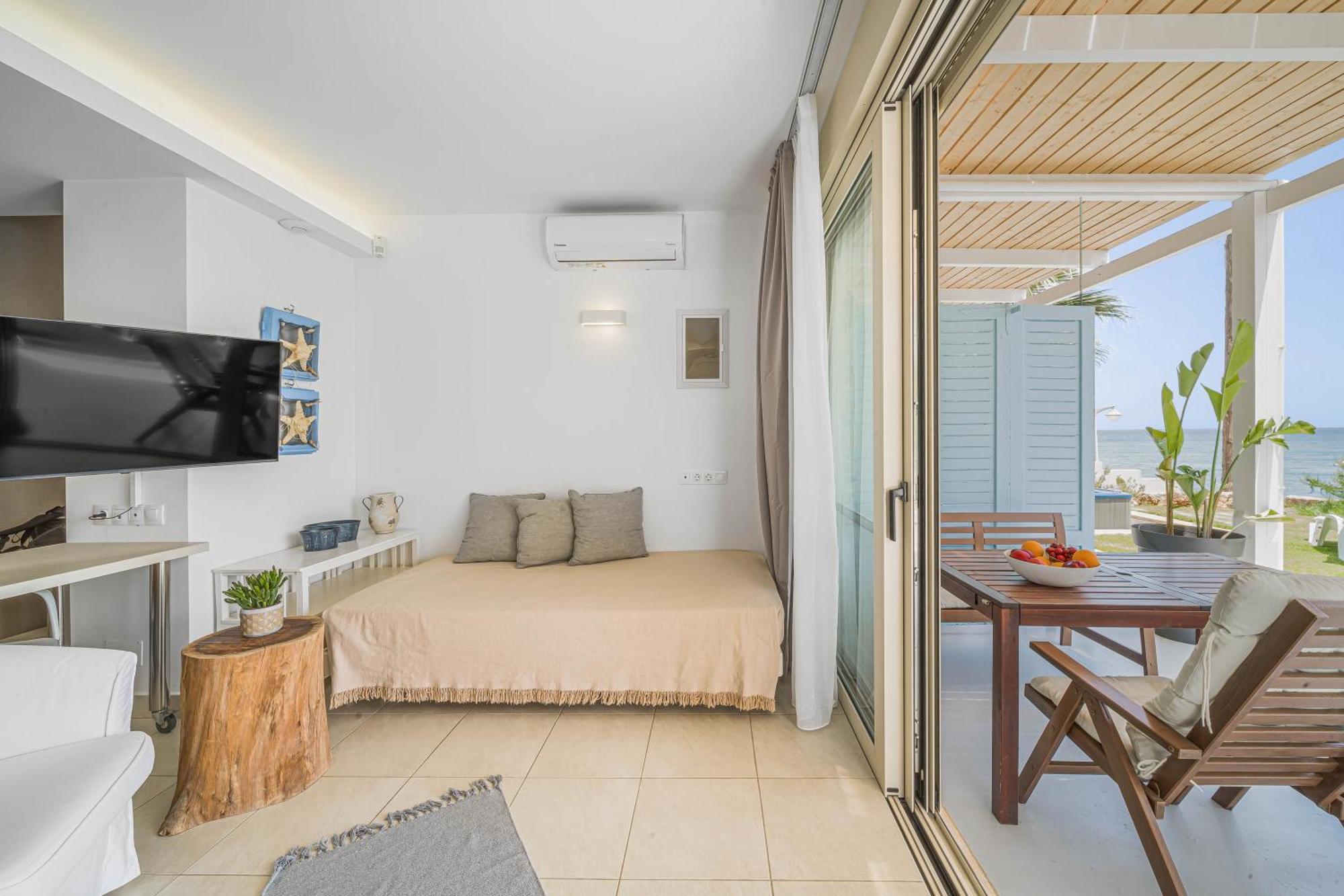 Junior Suite By The Beach Stalida Exterior photo